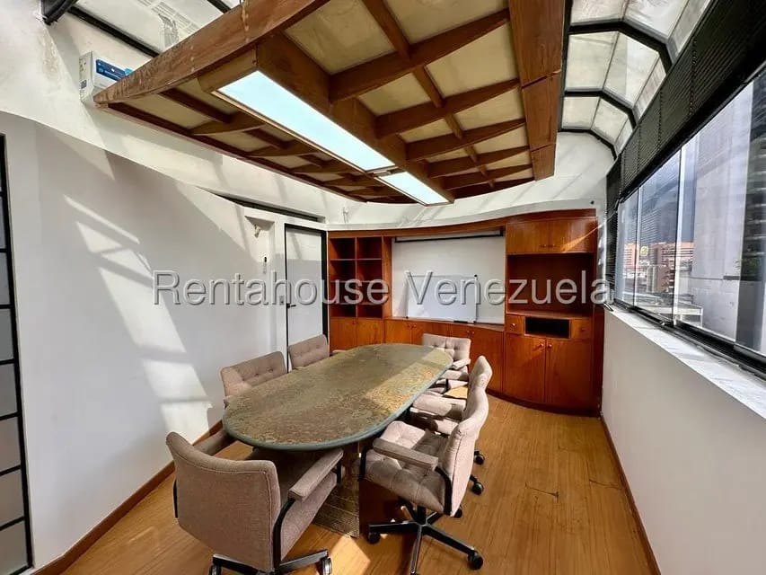 Comercial (Oficina) en Alquiler en Chacao, Distrito Metropolitano