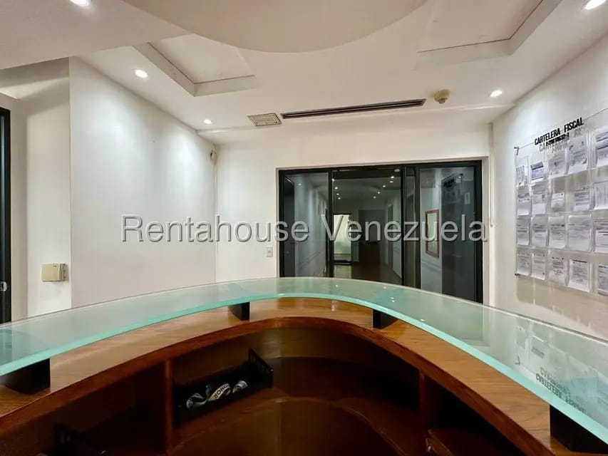 Comercial (Oficina) en Alquiler en Chacao, Distrito Metropolitano - 2