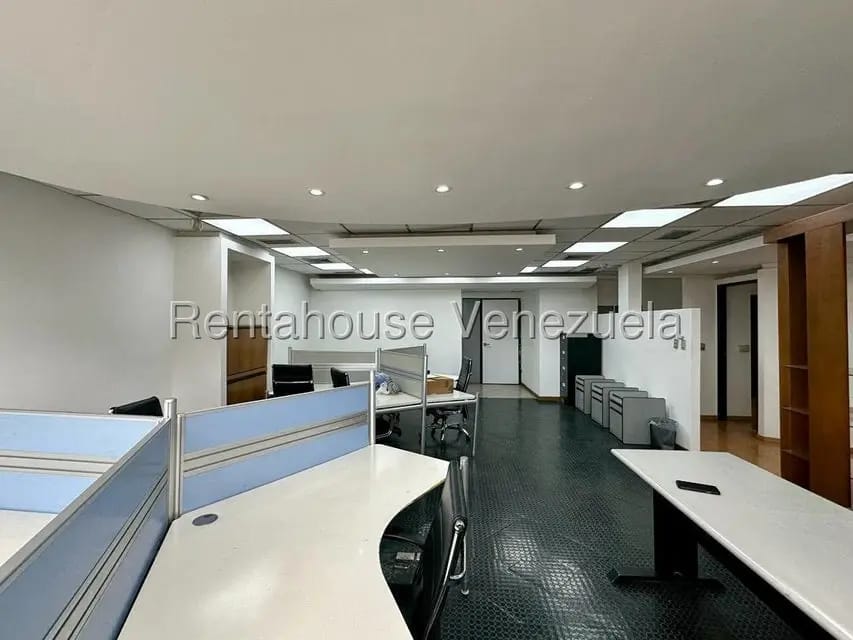 Comercial (Oficina) en Alquiler en Chacao, Distrito Metropolitano - 14