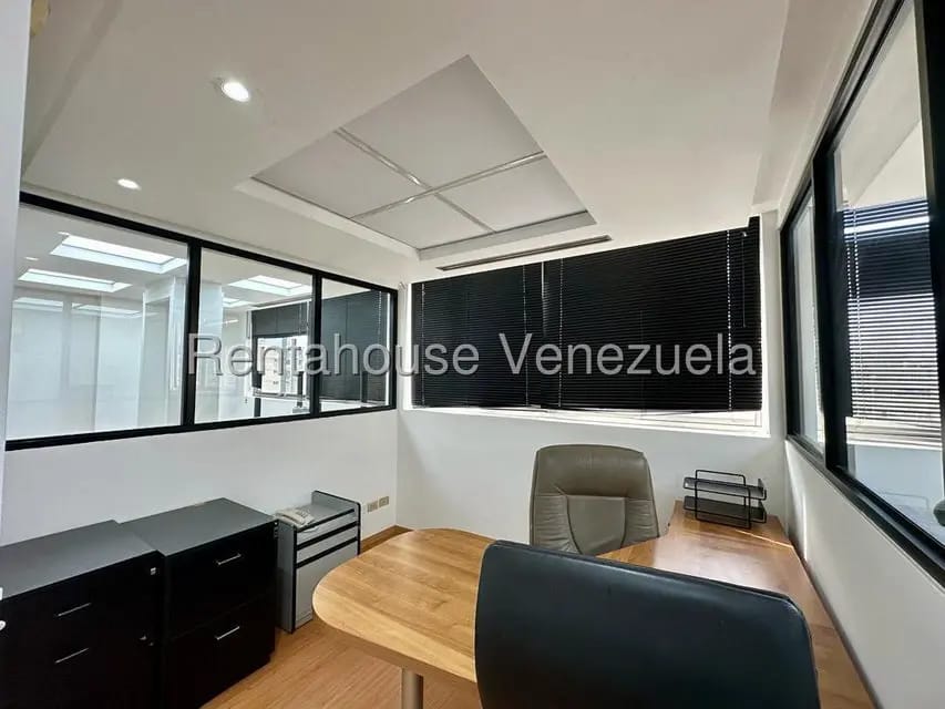 Comercial (Oficina) en Alquiler en Chacao, Distrito Metropolitano - 6