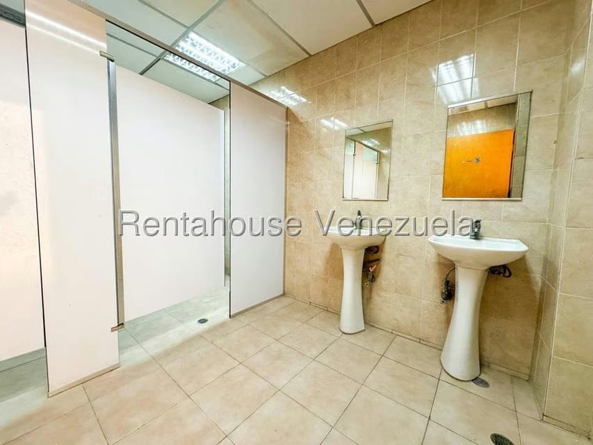 Casa (Multipes Niveles) en Venta en San Bernardino, Distrito Metropolitano - 11