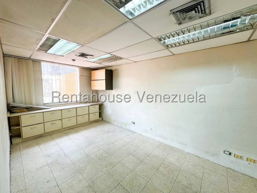 Casa (Multipes Niveles) en Venta en San Bernardino, Distrito Metropolitano - 5