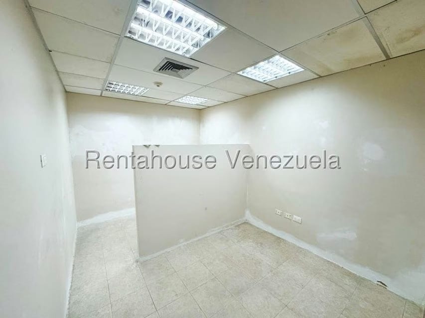 Casa (Multipes Niveles) en Venta en San Bernardino, Distrito Metropolitano - 6