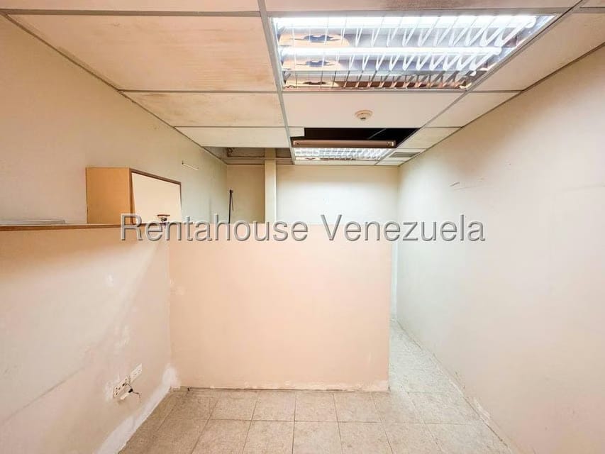 Casa (Multipes Niveles) en Venta en San Bernardino, Distrito Metropolitano - 8