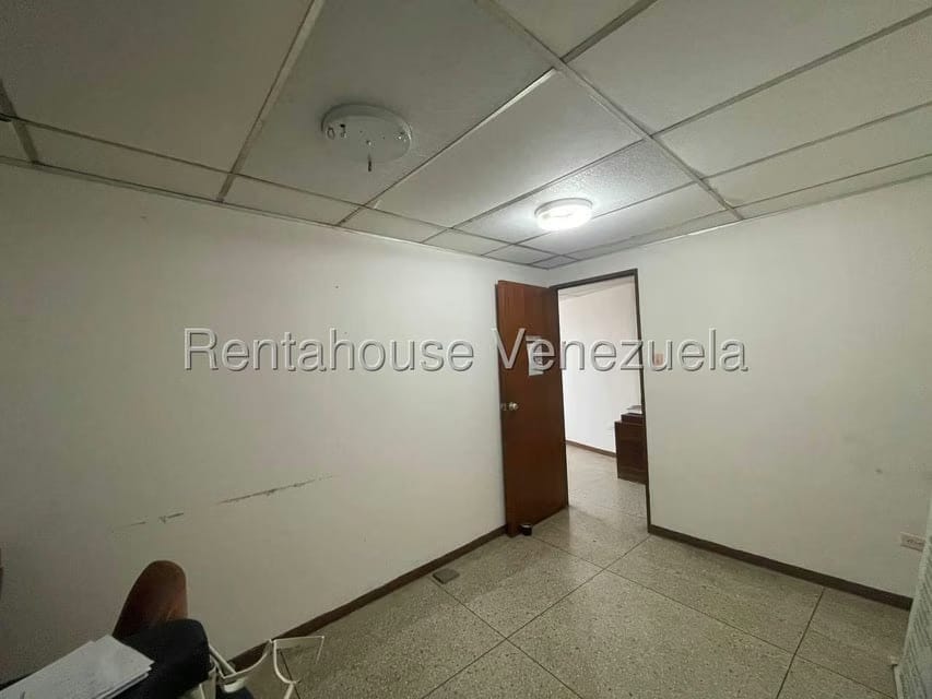 Comercial (Oficina) en Venta en Maiquetia, Vargas - 13