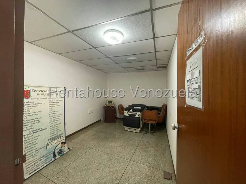 Comercial (Oficina) en Venta en Maiquetia, Vargas - 10
