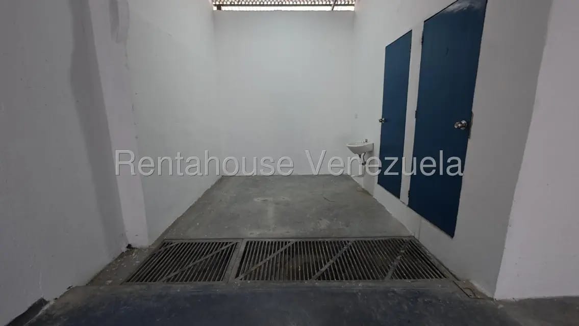 Comercial (Local Comercial) en Alquiler en Centro, Lara - 12