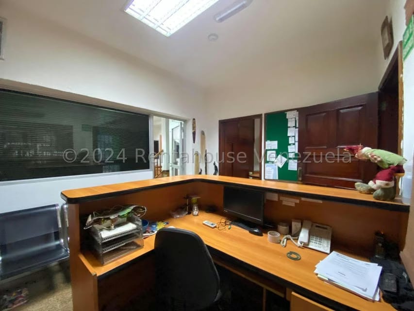 Casa (Duplex) en Venta en Bello Monte, Distrito Metropolitano - 4