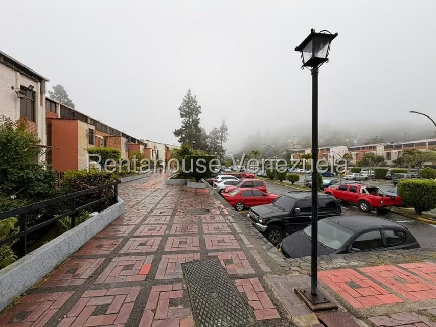 Apartamento (Duplex) en Venta en Rosalito, Miranda - 26