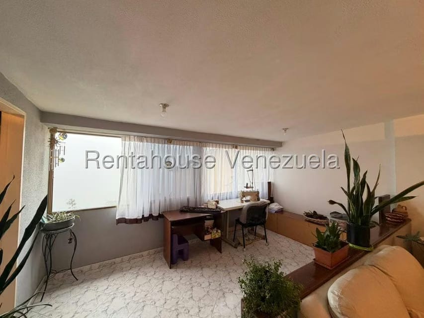 Apartamento (Duplex) en Venta en Rosalito, Miranda - 9