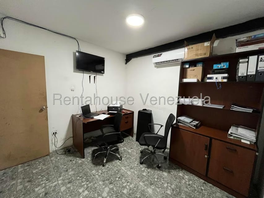 Comercial (Local Comercial) en Alquiler en Catia, Distrito Metropolitano - 17