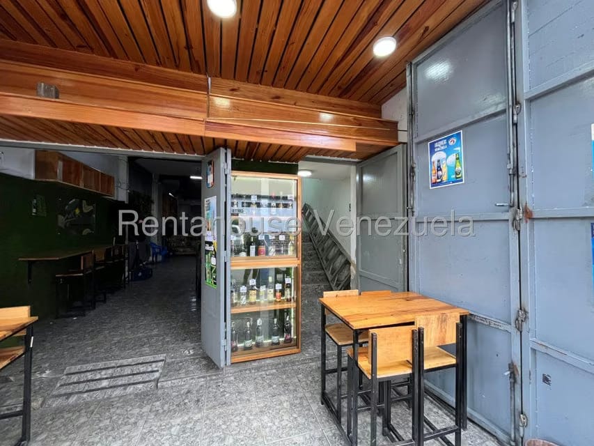 Comercial (Local Comercial) en Alquiler en Catia, Distrito Metropolitano - 3