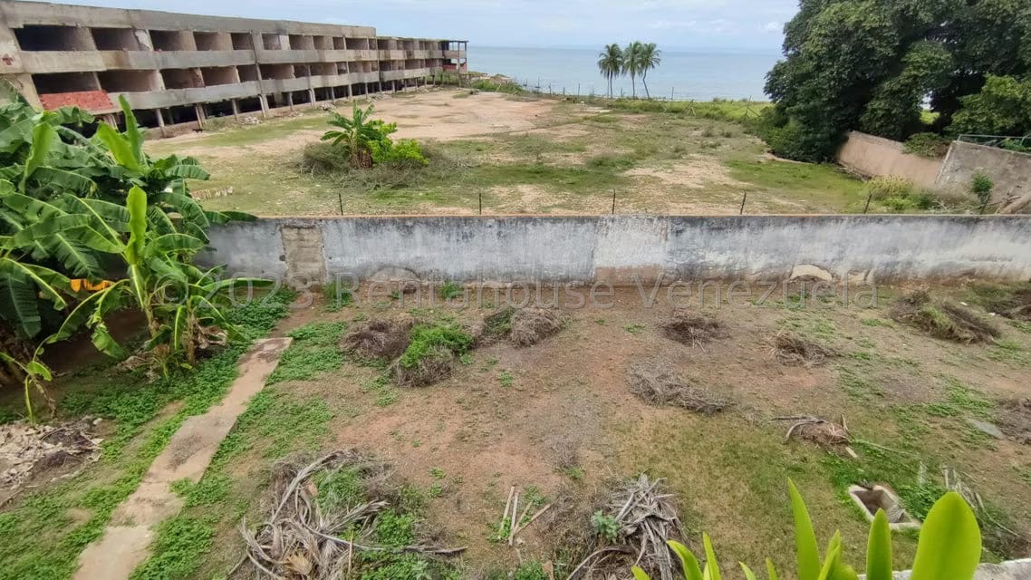 Casa (Multipes Niveles) en Venta en Playa el Angel, Nueva Esparta - 58