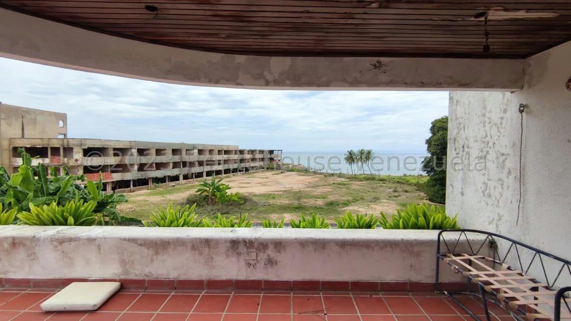 Casa (Multipes Niveles) en Venta en Playa el Angel, Nueva Esparta - 60