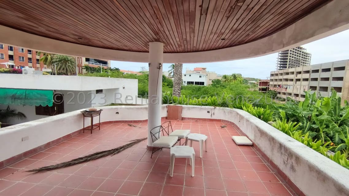 Casa (Multipes Niveles) en Venta en Playa el Angel, Nueva Esparta - 62