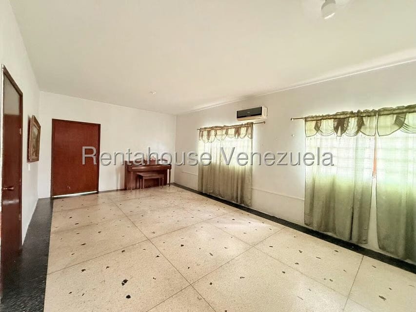 Casa (Multipes Niveles) en Venta en Parroquia Juan Bautista Rodriguez, Lara - 17
