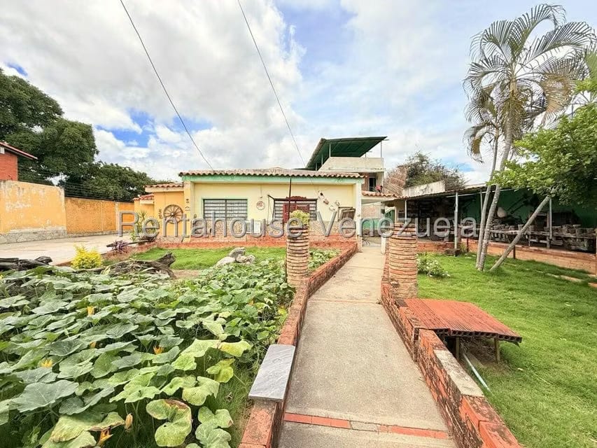 Casa (Multipes Niveles) en Venta en Parroquia Juan Bautista Rodriguez, Lara - 3