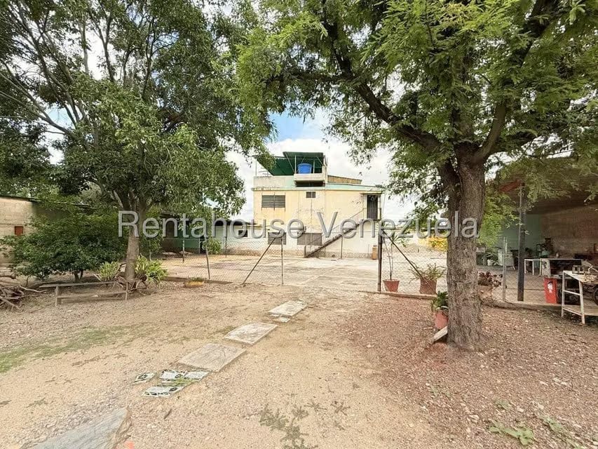 Casa (Multipes Niveles) en Venta en Parroquia Juan Bautista Rodriguez, Lara - 84