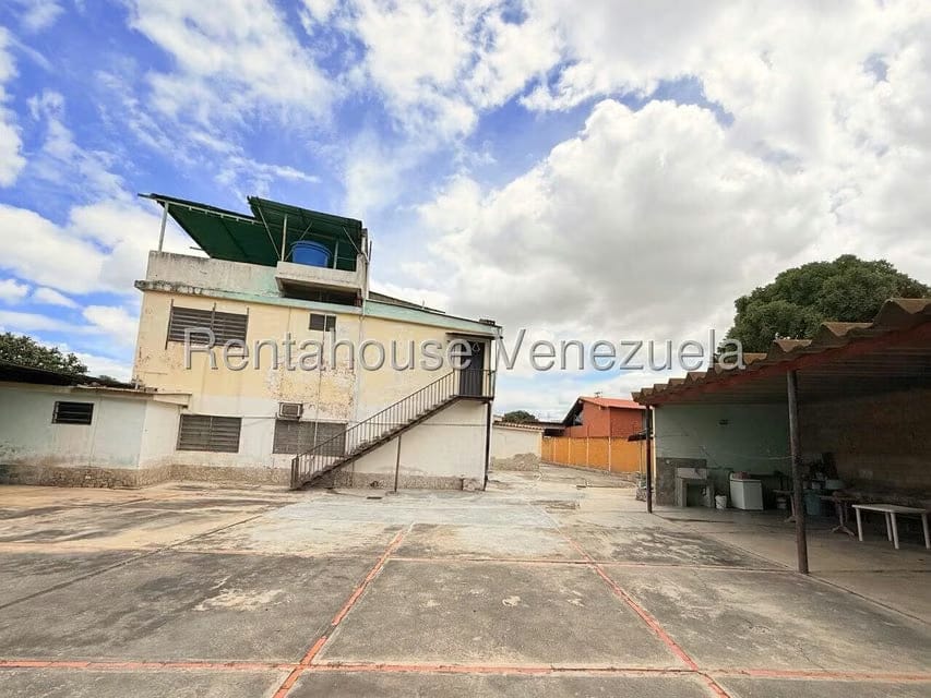 Casa (Multipes Niveles) en Venta en Parroquia Juan Bautista Rodriguez, Lara - 87