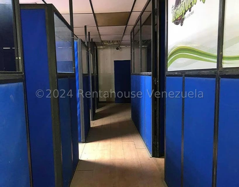 Comercial (Galpon - Deposito) en Venta en Sector Industrial Cloris, Miranda - 8