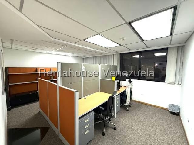 Comercial (Oficina) en Venta en Los Cortijos de Lourdes, Distrito Metropolitano - 18