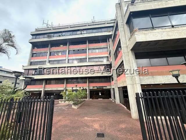 Comercial (Oficina) en Venta en Los Cortijos de Lourdes, Distrito Metropolitano - 36