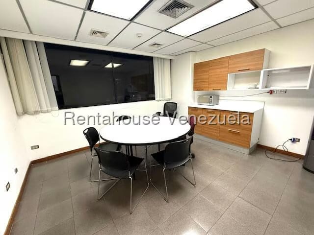 Comercial (Oficina) en Venta en Los Cortijos de Lourdes, Distrito Metropolitano - 8