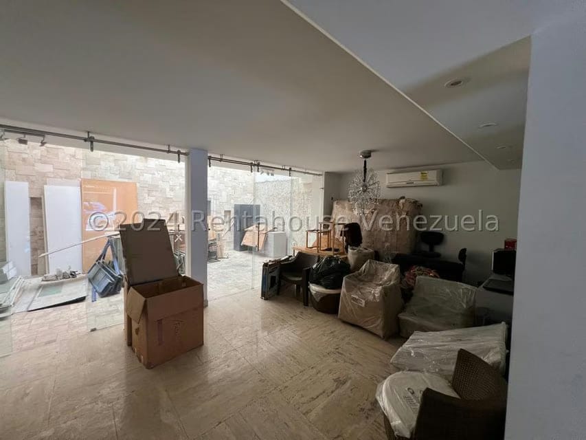 Casa (Multipes Niveles) en Venta en Zona Este, Lara - 11