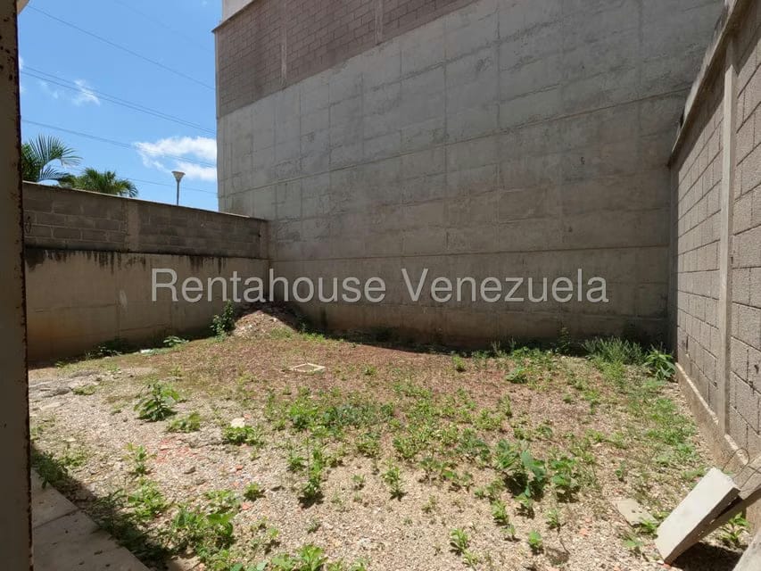 Casa (Duplex) en Venta en Los Cardones, Lara - 23