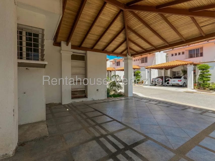 Casa (Duplex) en Venta en Los Cardones, Lara - 5
