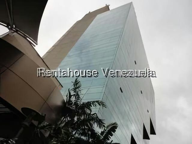 Comercial (Local Comercial) en Alquiler en Macaracuay, Distrito Metropolitano