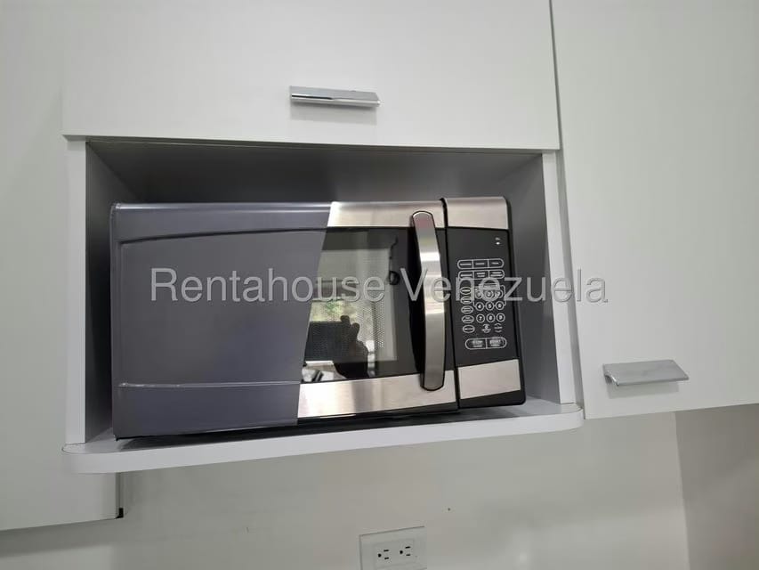 Comercial (Local Comercial) en Alquiler en Macaracuay, Distrito Metropolitano - 19