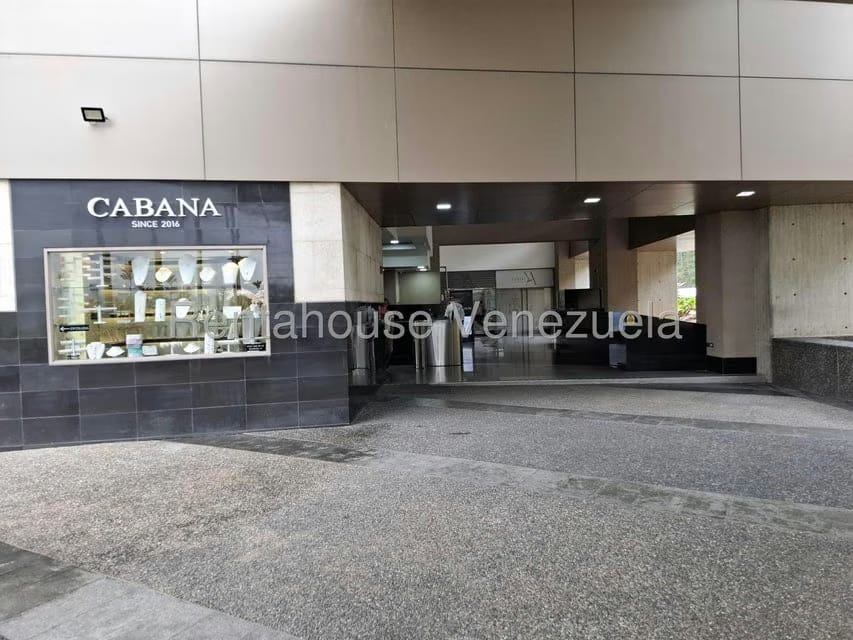 Comercial (Local Comercial) en Alquiler en Macaracuay, Distrito Metropolitano - 3