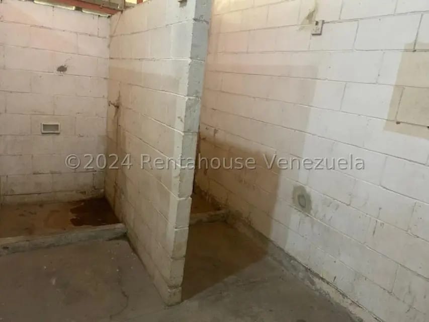 Comercial (Galpon - Deposito) en Alquiler en Macarena Sur, Miranda - 14