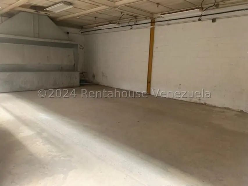 Comercial (Galpon - Deposito) en Alquiler en Macarena Sur, Miranda - 8