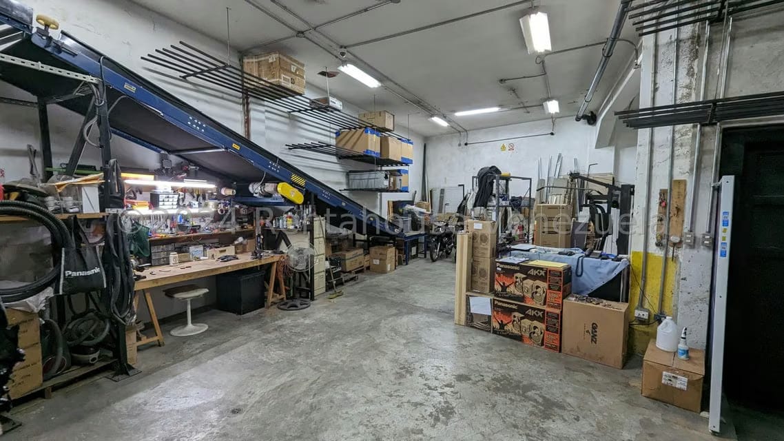 Comercial (Local Comercial) en Venta en Chacao, Distrito Metropolitano - 38