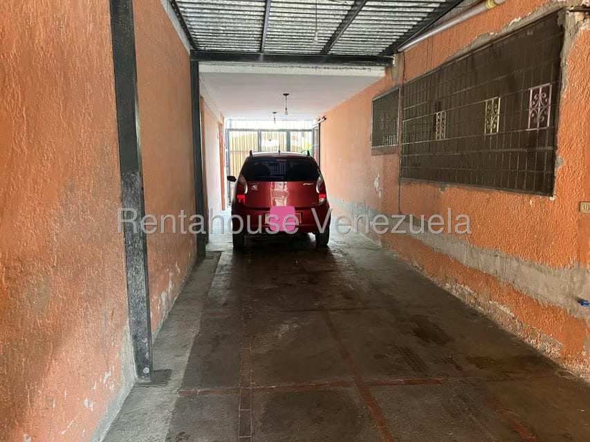 Anexo (1 Nivel) en Alquiler en Montalban I, Distrito Metropolitano - 11