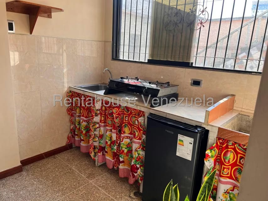 Anexo (1 Nivel) en Alquiler en Montalban I, Distrito Metropolitano - 4