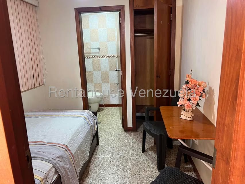 Anexo (1 Nivel) en Alquiler en Montalban I, Distrito Metropolitano - 6