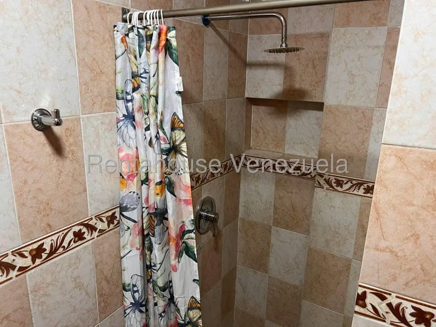 Anexo (1 Nivel) en Alquiler en Montalban I, Distrito Metropolitano - 10