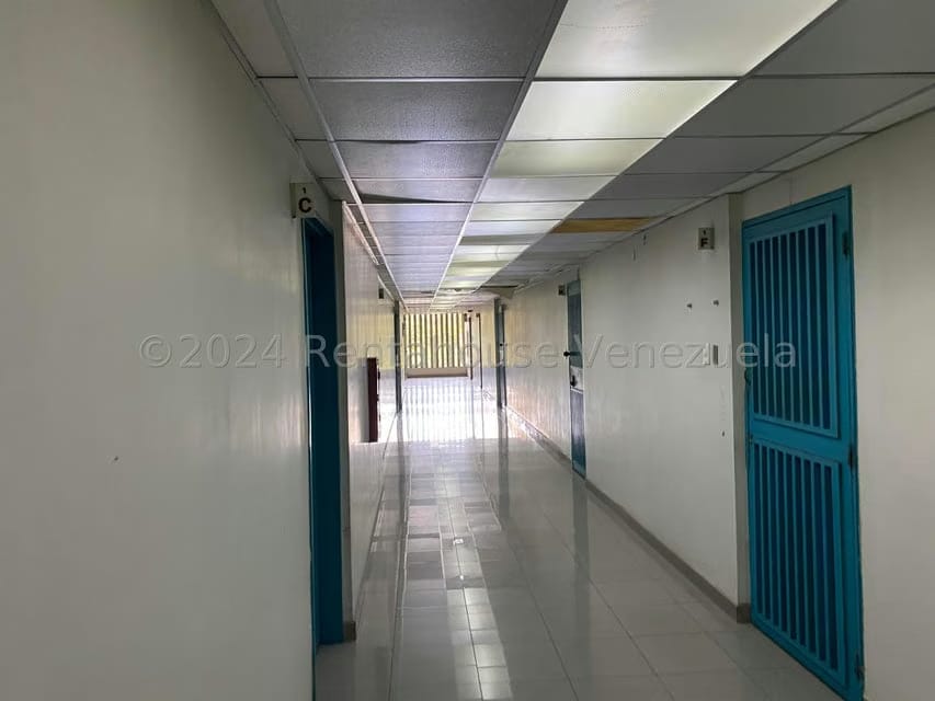 Comercial (Oficina) en Venta en Macaracuay, Distrito Metropolitano - 6