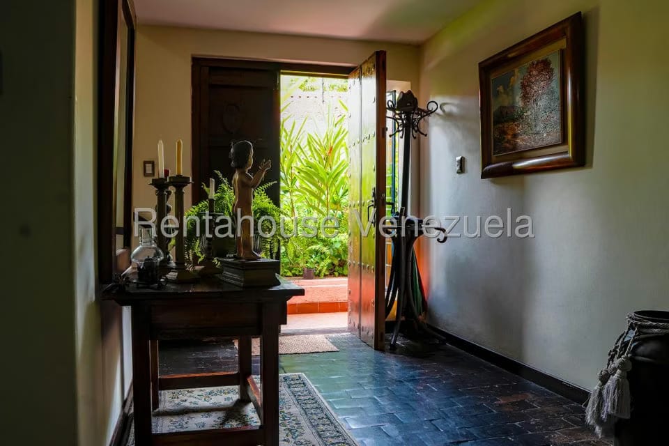 Casa (Duplex) en Venta en Prados del Este, Distrito Metropolitano - 12