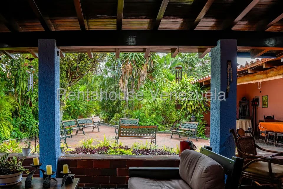 Casa (Duplex) en Venta en Prados del Este, Distrito Metropolitano - 14