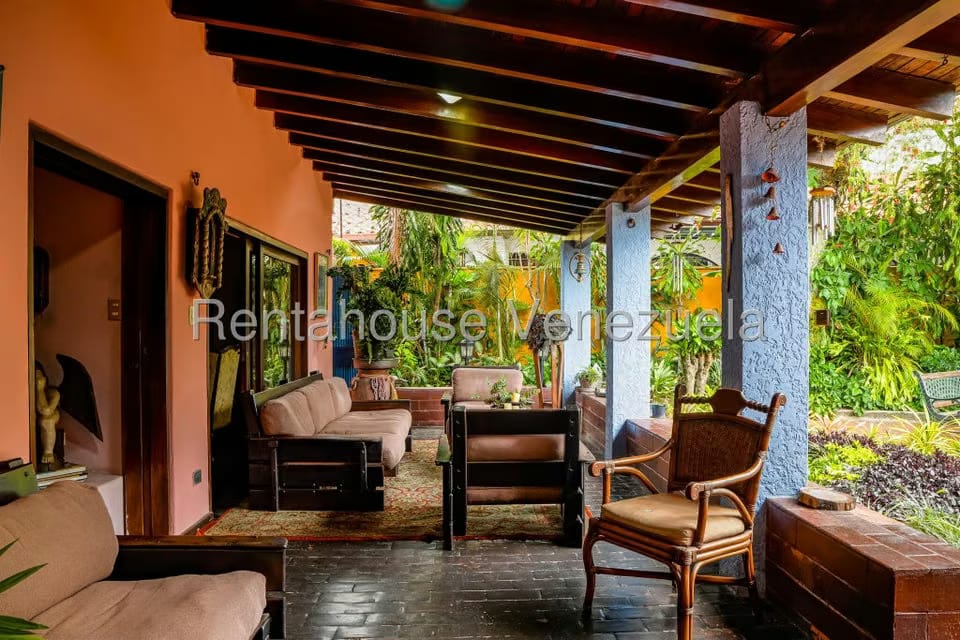 Casa (Duplex) en Venta en Prados del Este, Distrito Metropolitano - 15