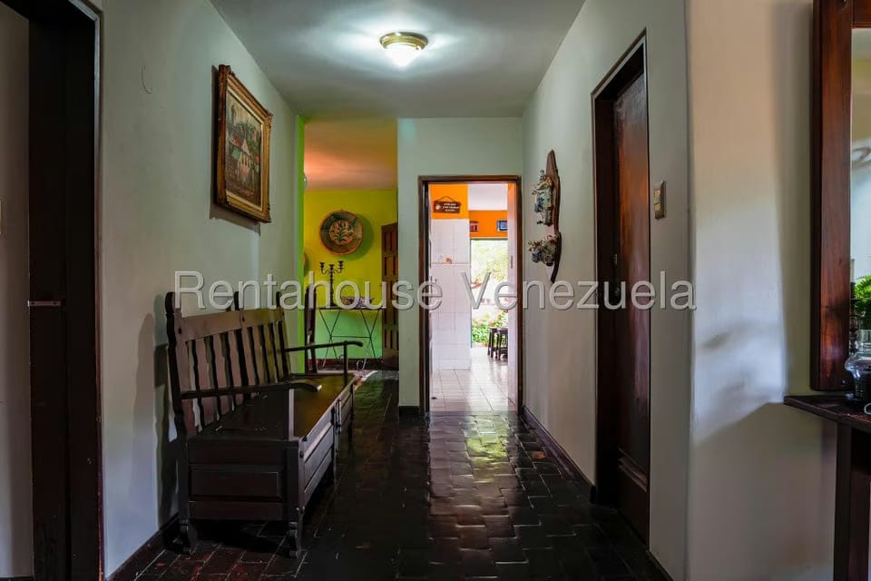 Casa (Duplex) en Venta en Prados del Este, Distrito Metropolitano - 21