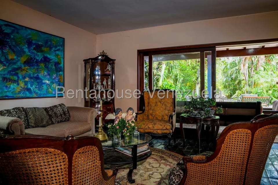 Casa (Duplex) en Venta en Prados del Este, Distrito Metropolitano - 23