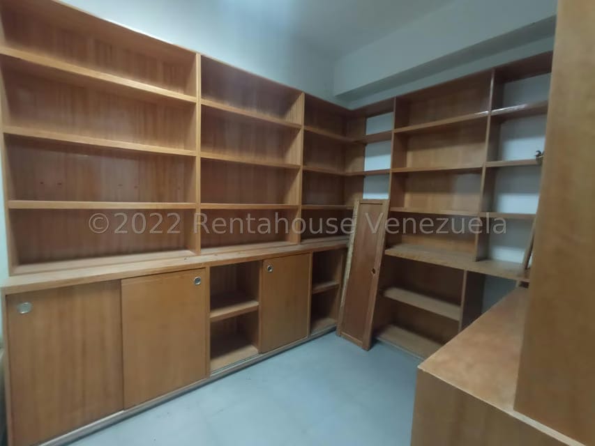 Comercial (Oficina) en Alquiler en Castillito, Carabobo - 11
