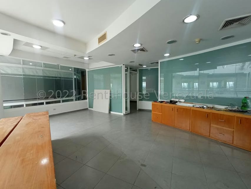 Comercial (Oficina) en Alquiler en Castillito, Carabobo - 13