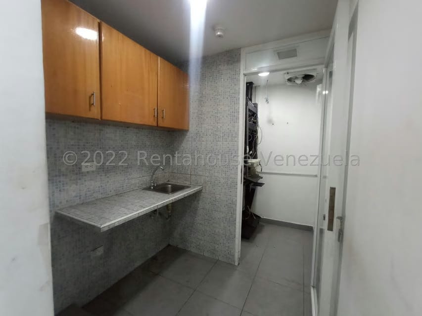 Comercial (Oficina) en Alquiler en Castillito, Carabobo - 14