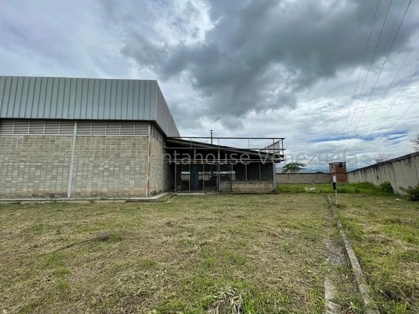 Comercial (Galpon - Deposito) en Alquiler en Urbanizacion Industrial Santa Cruz, Aragua - 11